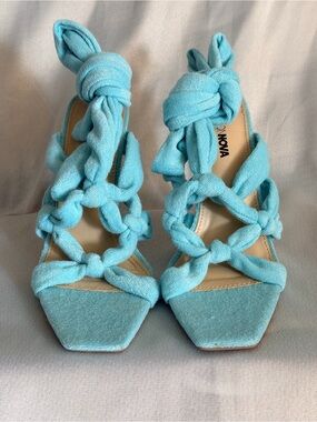 New without Tags Fashion Nova Turquoise Knotted Strappy Heels